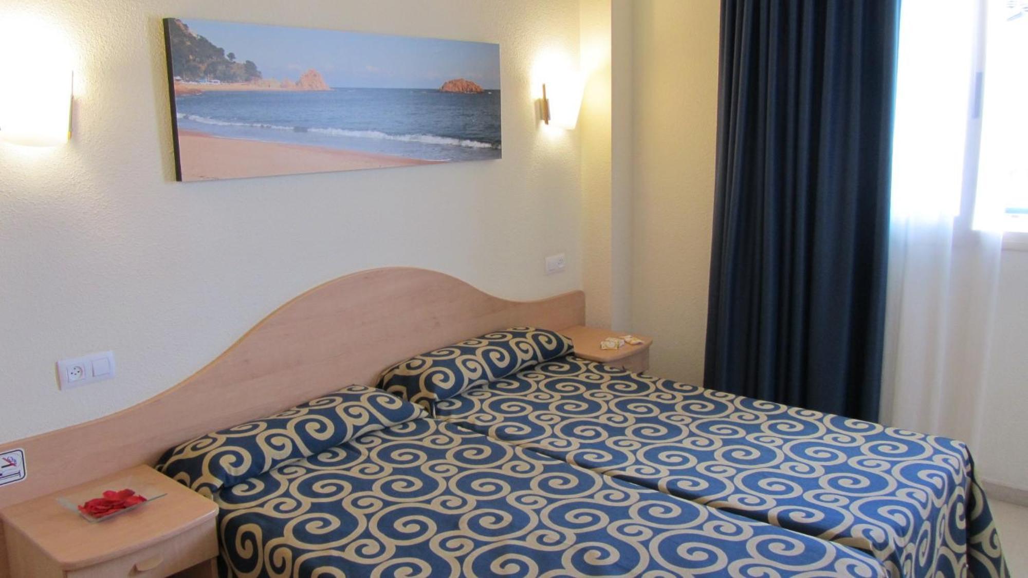 Htop Royal Sun Suites #Htopfun Santa Susana Exterior foto